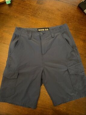Men's Navy Cargo Shorts - Utility Pocket Design